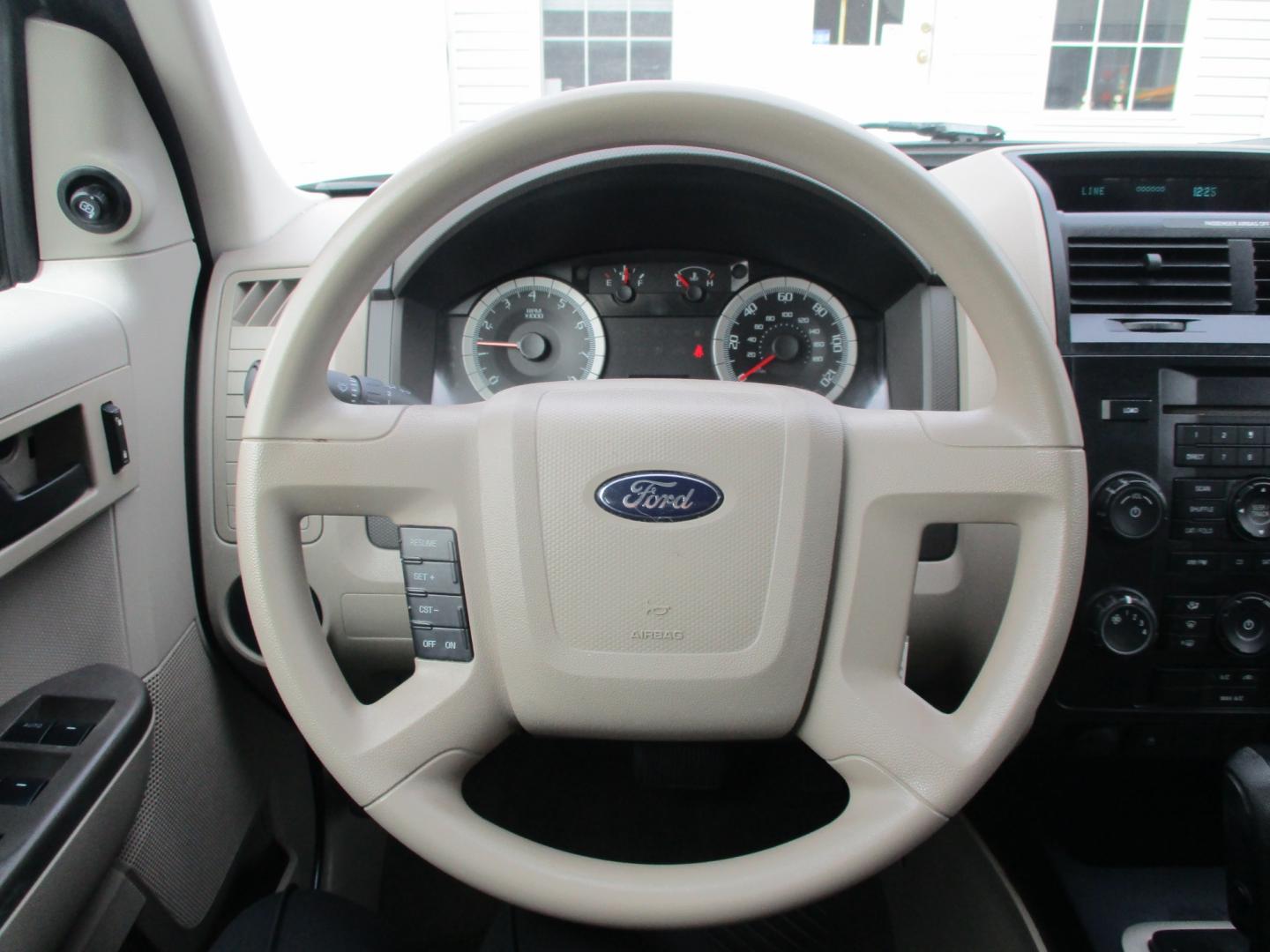 2008 SILVER Ford Escape (1FMCU02Z68K) , AUTOMATIC transmission, located at 540a Delsea Drive, Sewell, NJ, 08080, (856) 589-6888, 39.752560, -75.111206 - Photo#15